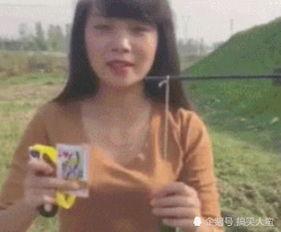 搞笑吃瓜讲解图片高清